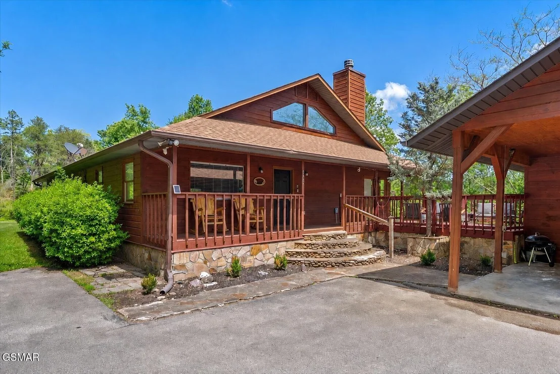 Photo of 1463 Red Cedar Lane