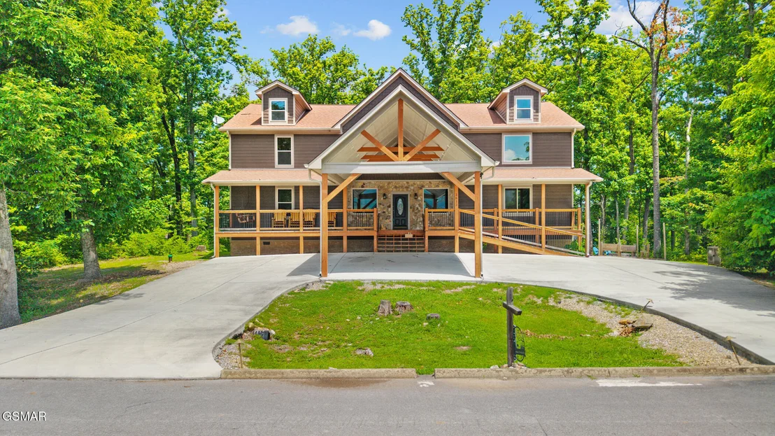 Photo of 2612 Cloud View Drive