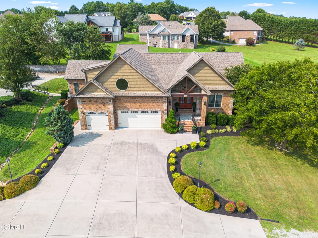 Photo of 2399 McCleary Road