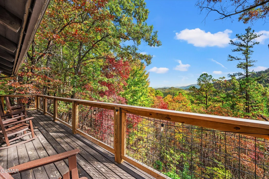Photo of 2758 Overholt Trail
