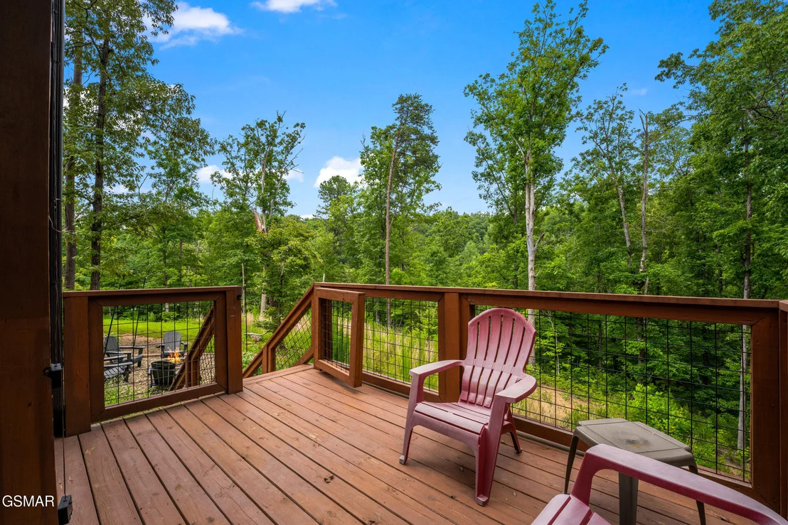 Photo of 1533 Bear Valley Road