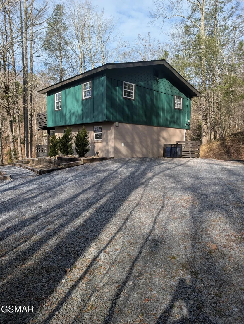 Photo of 1420 Alpine Drive