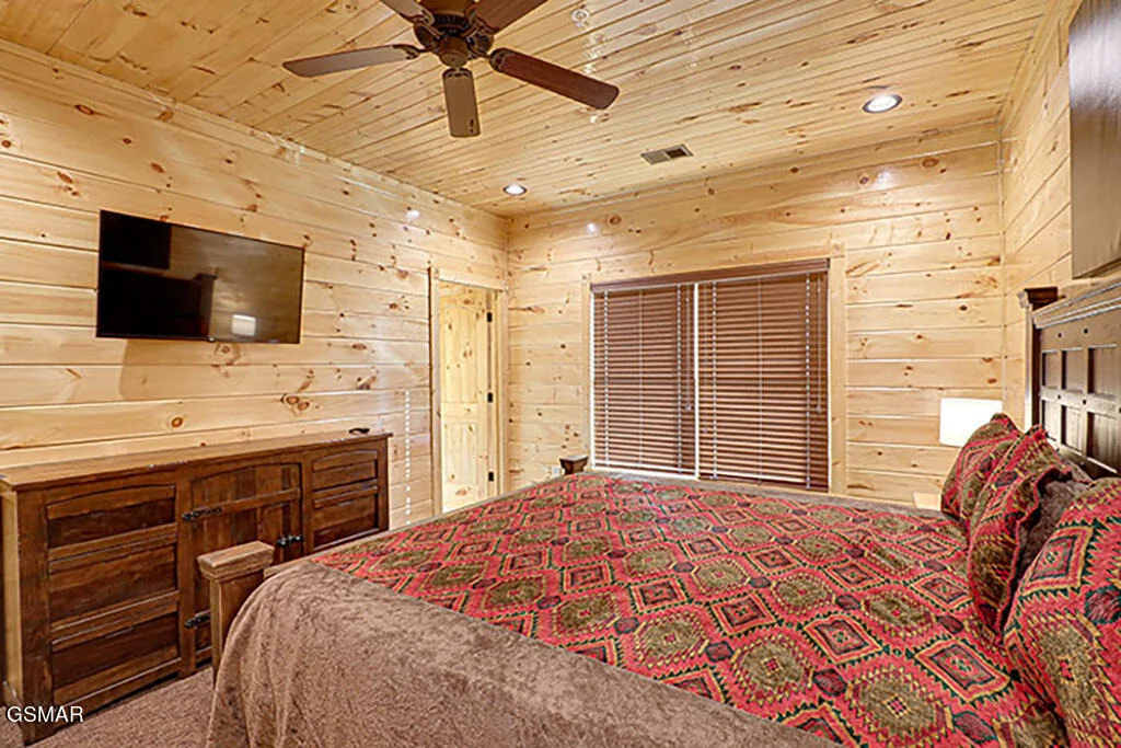 Photo of 3227 Mayes Loop Road