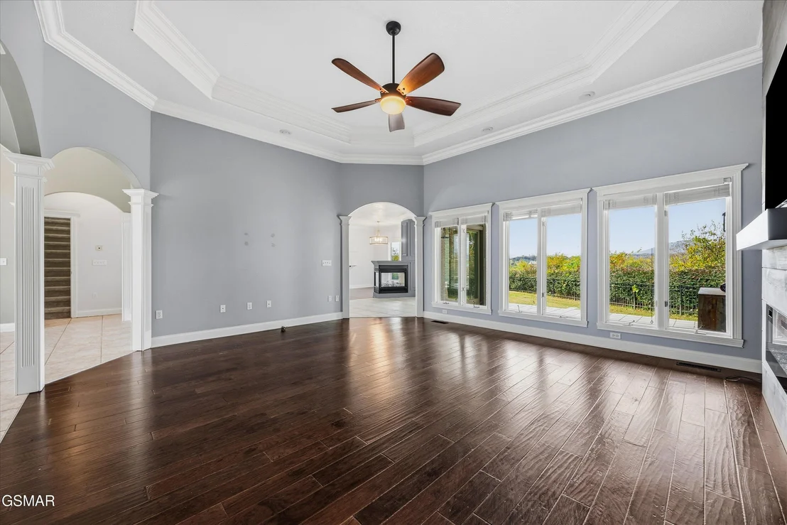 Photo of 339 Riverdale Drive