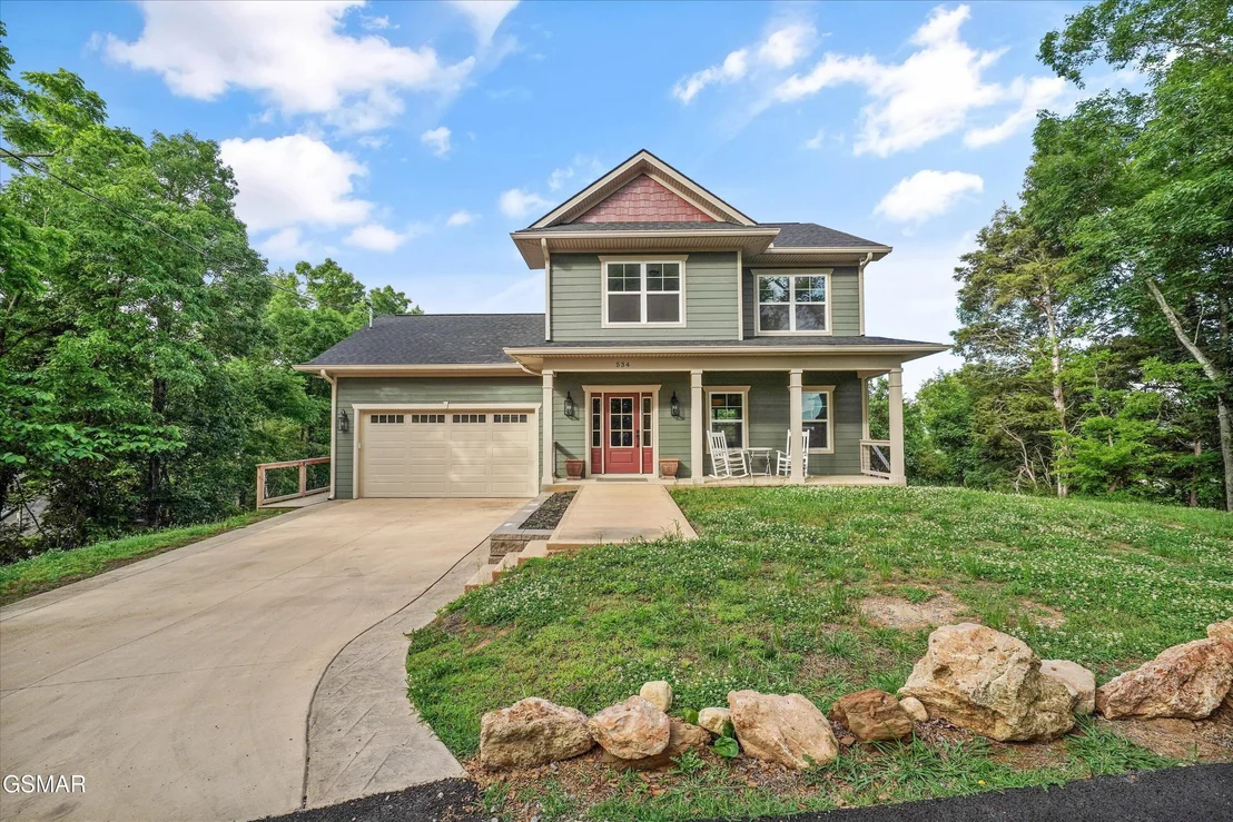 Photo of 534 Panorama Drive