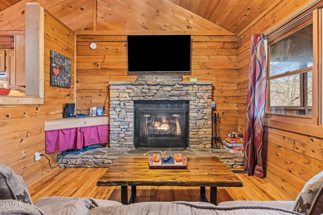 Photo of 1716 Ridgecrest Drive