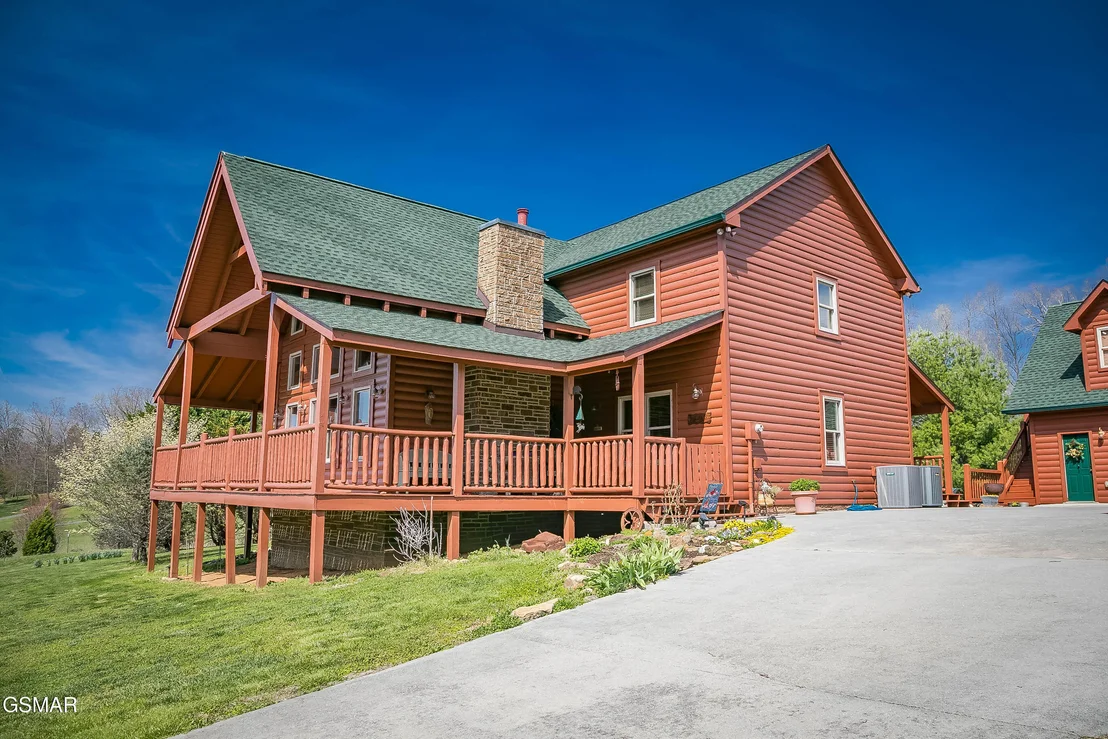 Photo of 3385 Clear Valley Drive