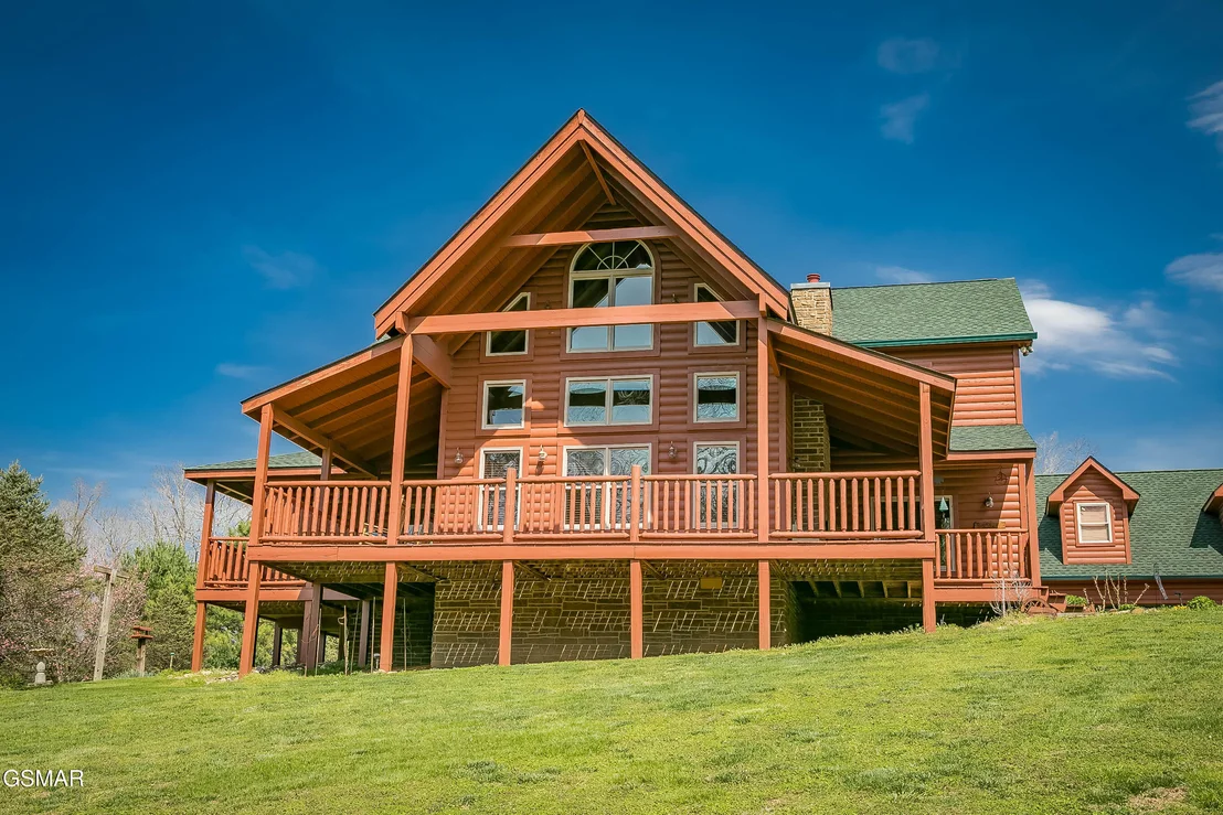 Photo of 3385 Clear Valley Drive