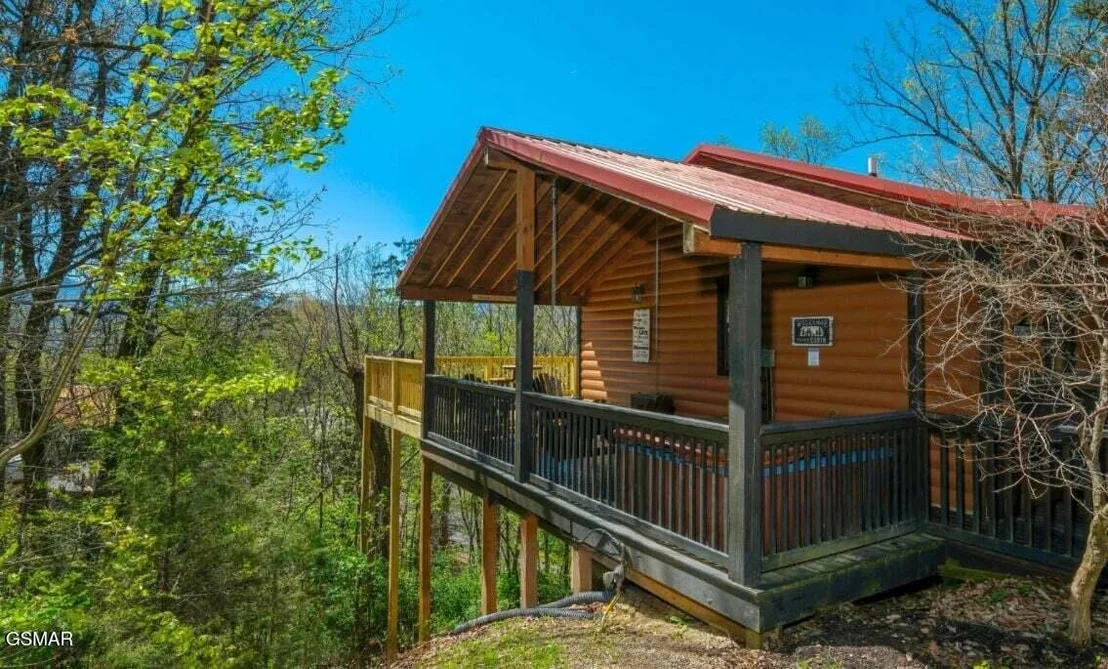 Photo of 623 Iron Mountain Road