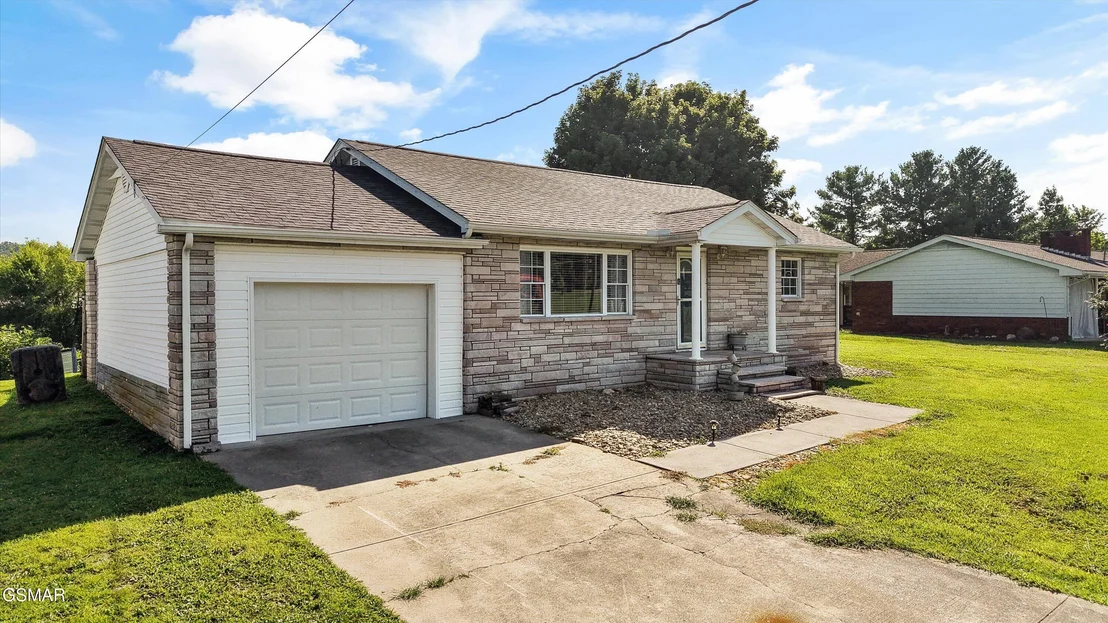 Photo of 1356 Bluegrass Road
