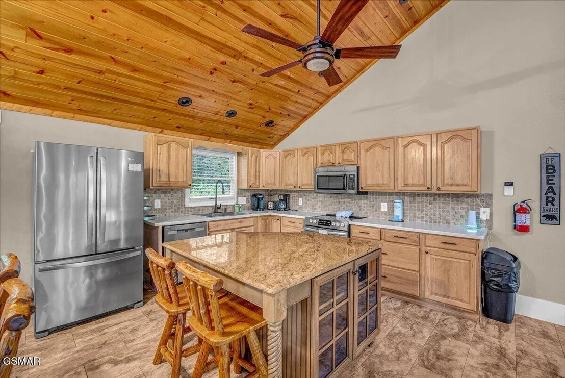 Photo of 1463 Red Cedar Lane