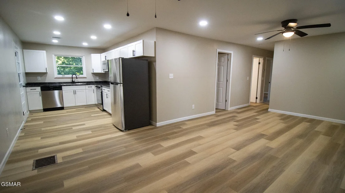 Photo of 1072 Sunset Circle