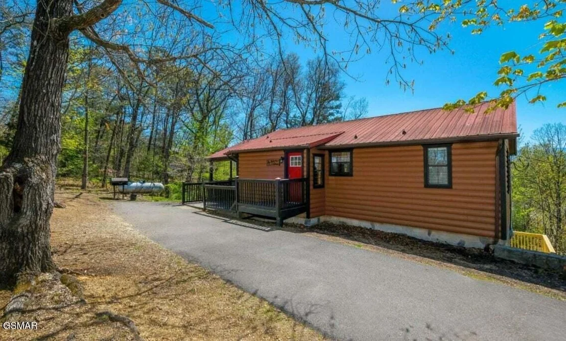 Photo of 623 Iron Mountain Road