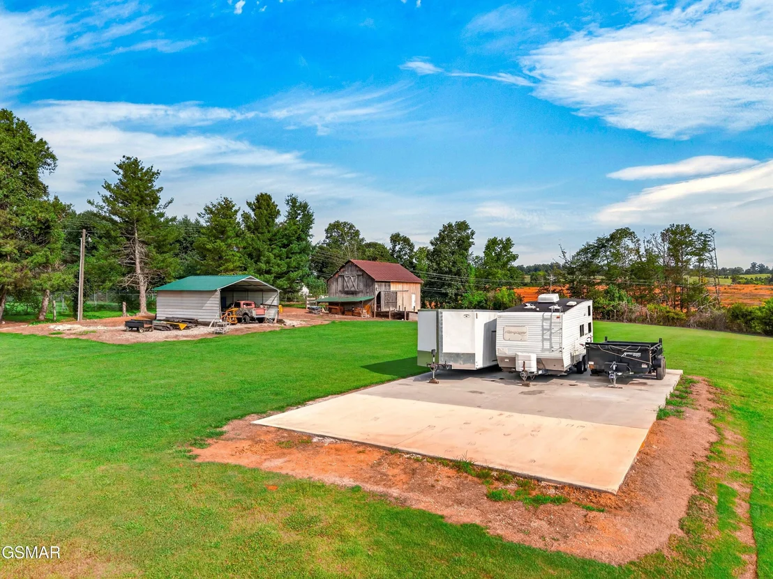 Photo of 428 Shrader Road
