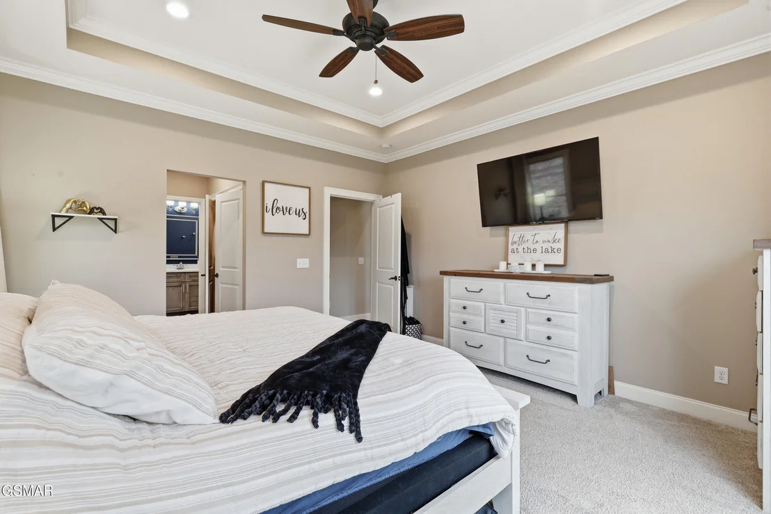 Photo of 705 Waters Edge