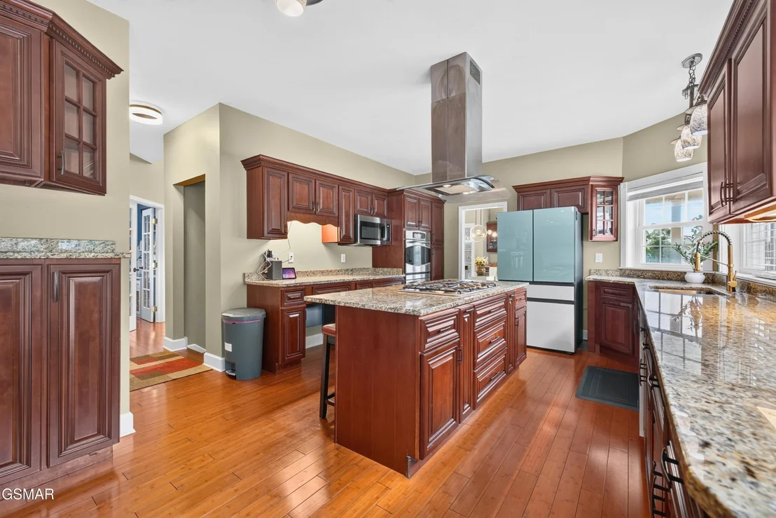 Photo of 917 Crickett Drive