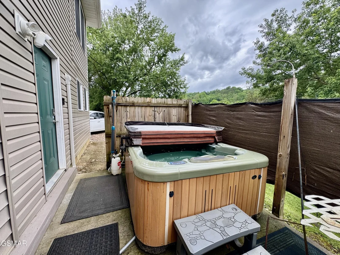 Photo of 401 Mountain Thrush Drive