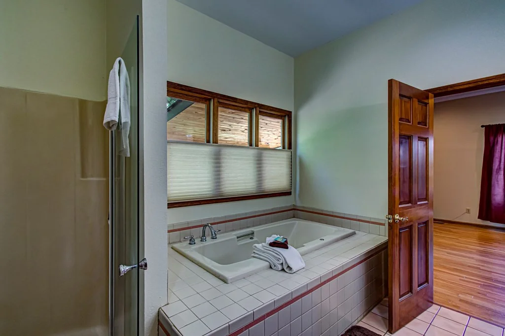 Photo of 1448 Peach Tree Street