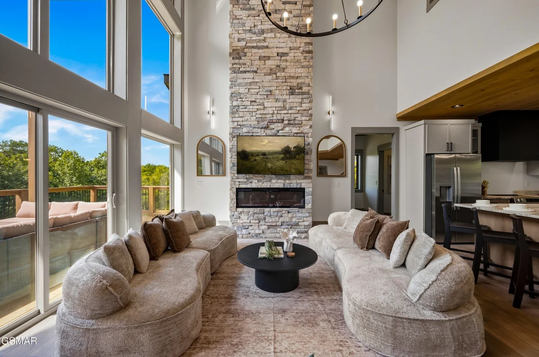 Photo of 3839 Revetta Circle
