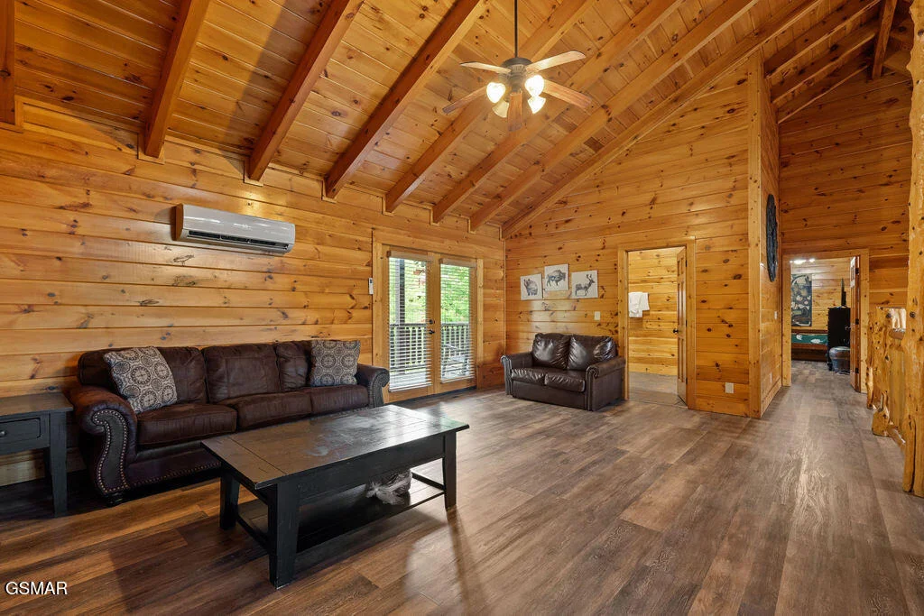 Photo of 326 Alpine Mountain Way
