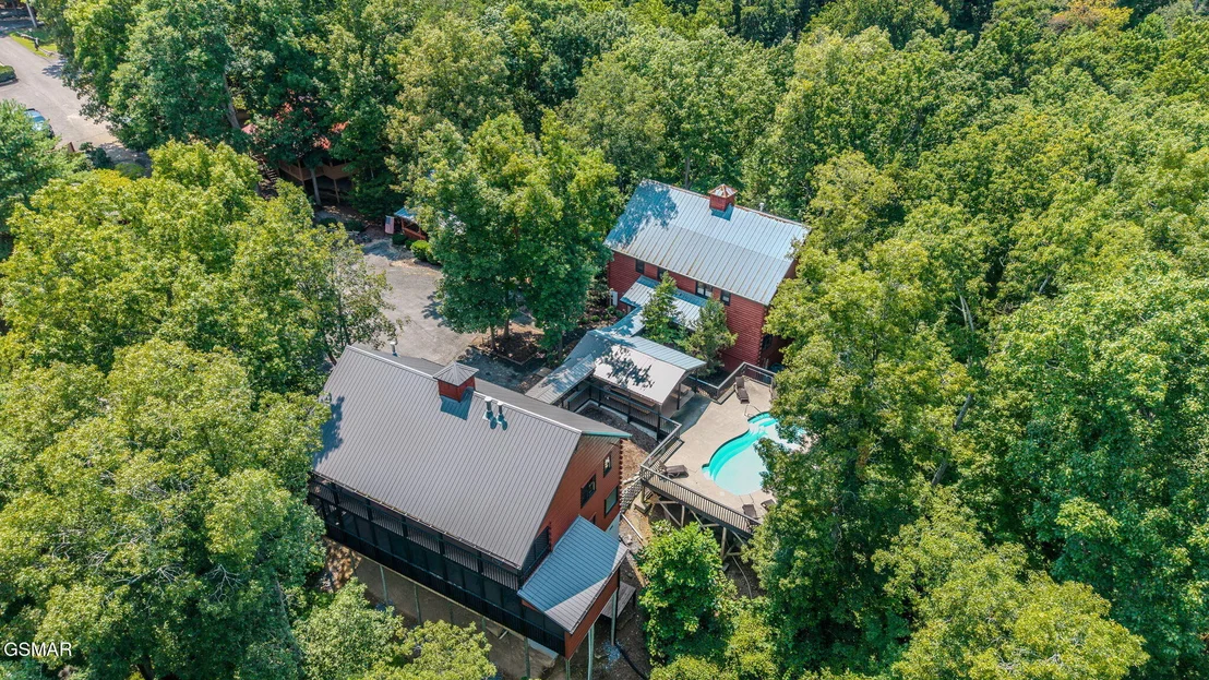 Photo of 852 Bear Run Way