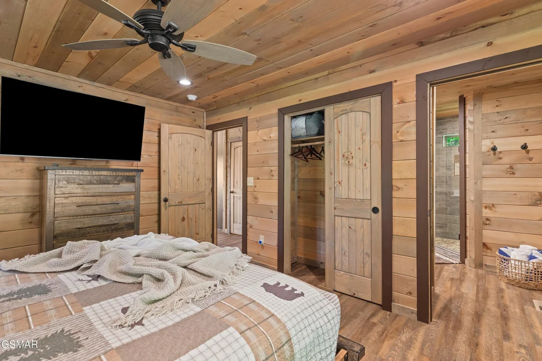 Photo of 2624 Overholt Trail