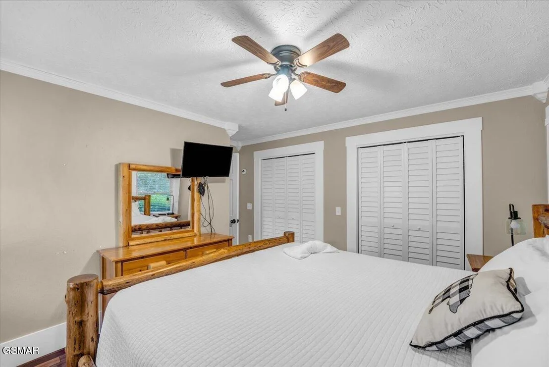 Photo of 1463 Red Cedar Lane