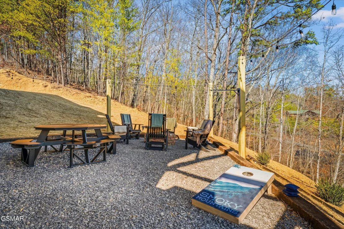 Photo of 1518 Bear Valley Road