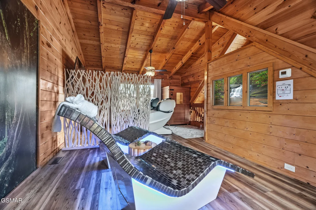 Photo of 605 Cherry Blossom Way