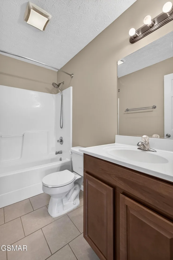 Photo of 620 Hills Gate Circle