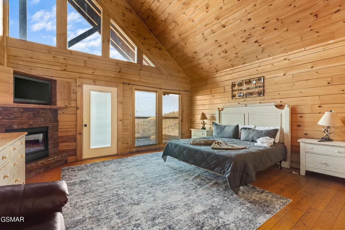 Photo of 950 Black Bear Cub Way