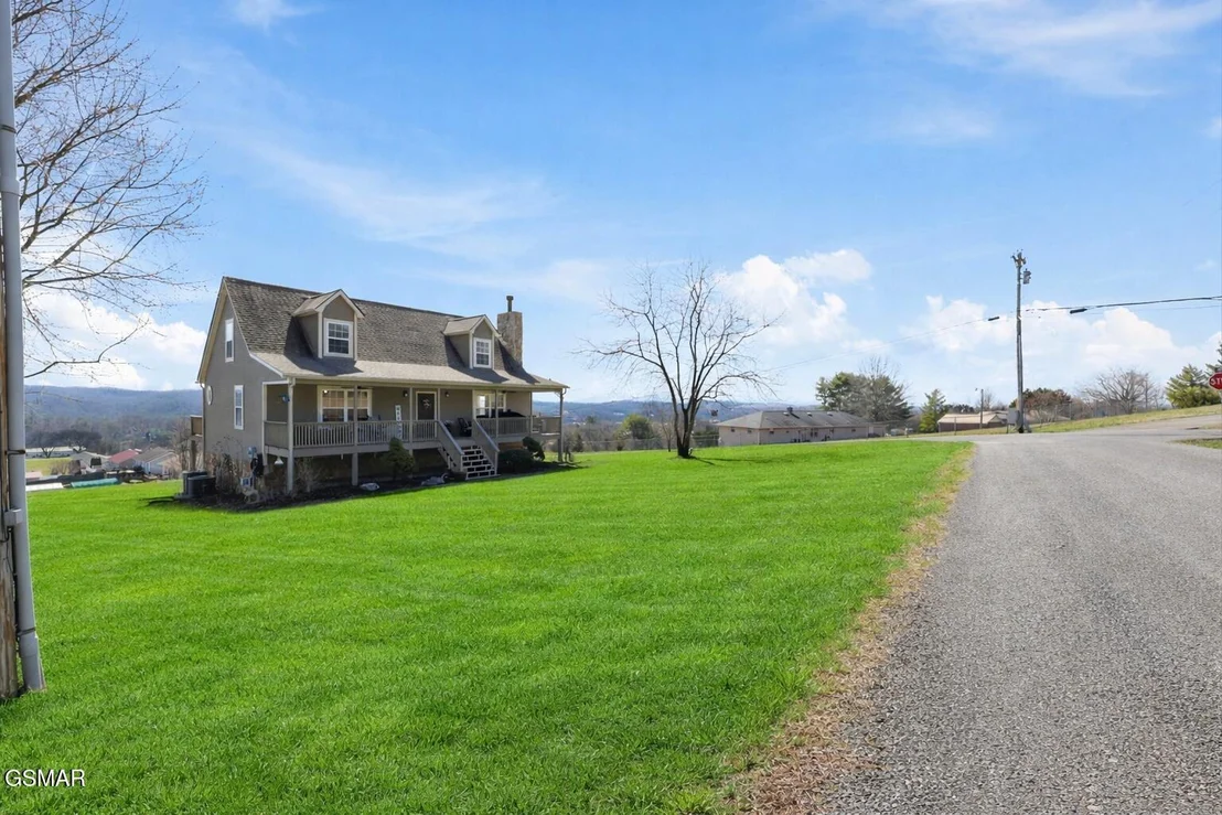 Photo of 401 Klondike Circle