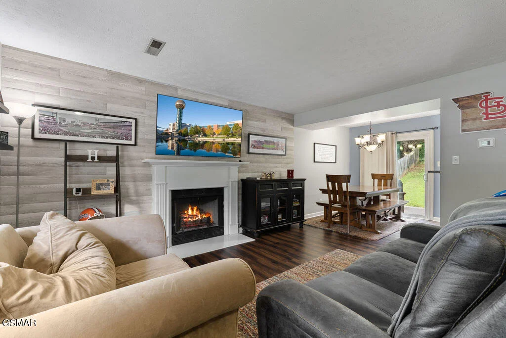 Photo of 3709 Holgate Lane