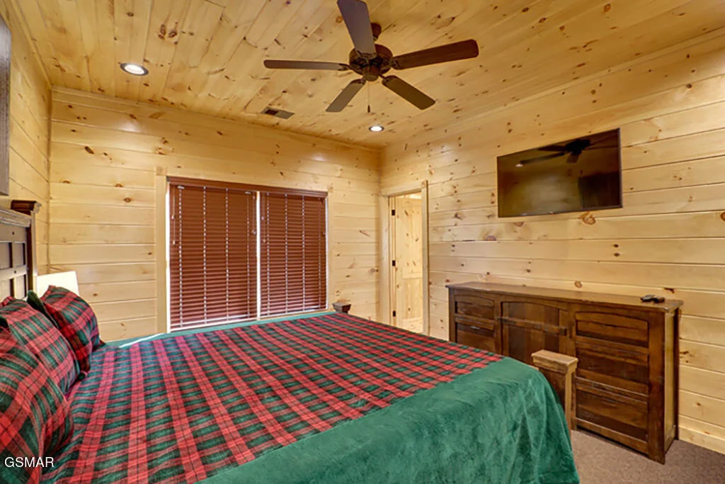 Photo of 3215 Mayes Loop Road