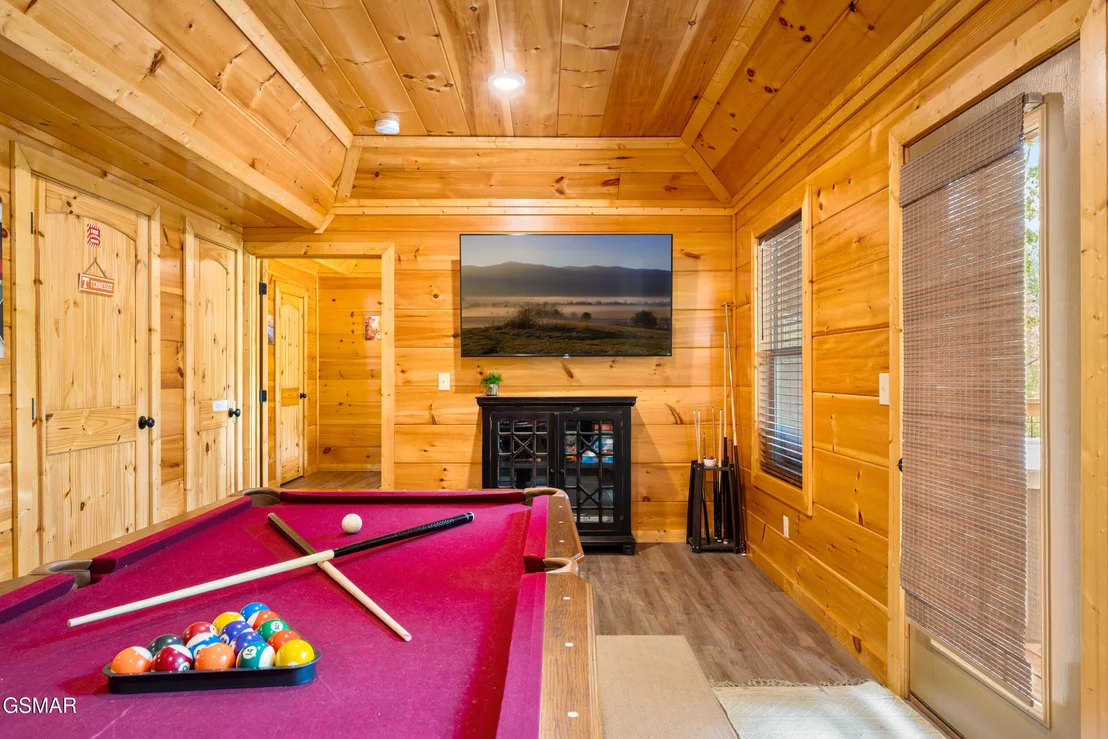 Photo of 1533 Bear Valley Road