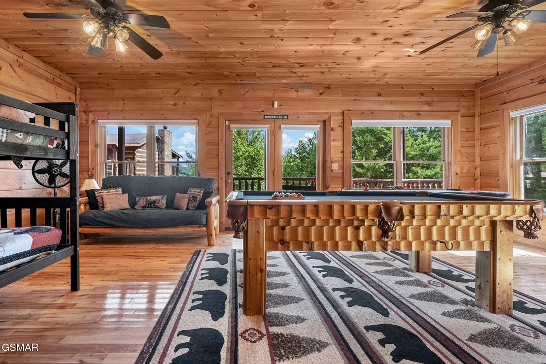 Photo of 1713 Bear View Road