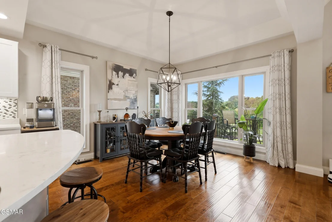 Photo of 705 Waters Edge