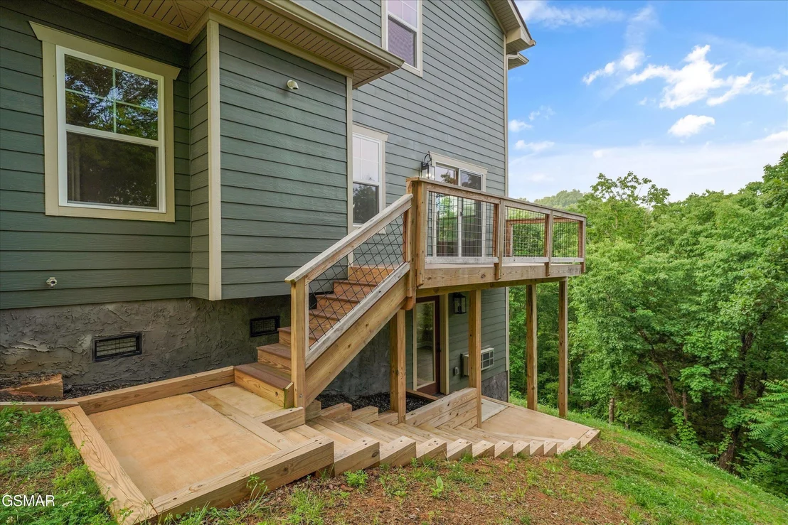 Photo of 534 Panorama Drive