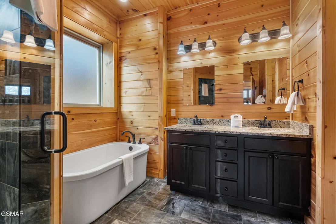 Photo of 2804 Murray Ridge Road