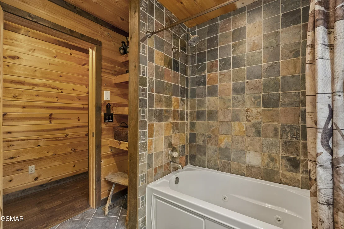 Photo of 1625 Bear Claw Way