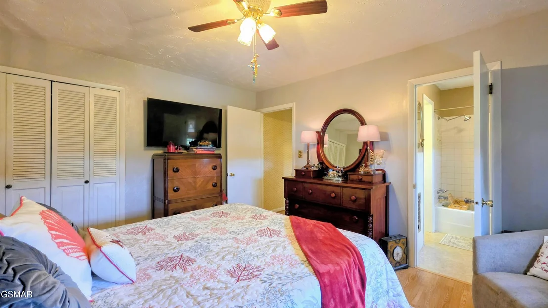 Photo of 165 Unaka Drive