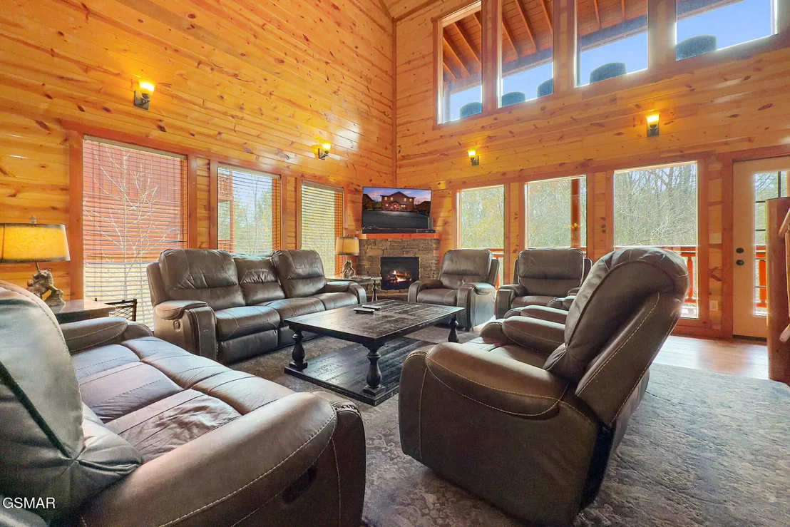 Photo of 4359 Forest Ridge Way