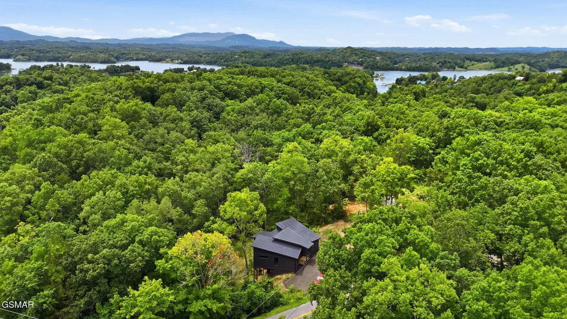 Photo of 1079 Pleasure Road