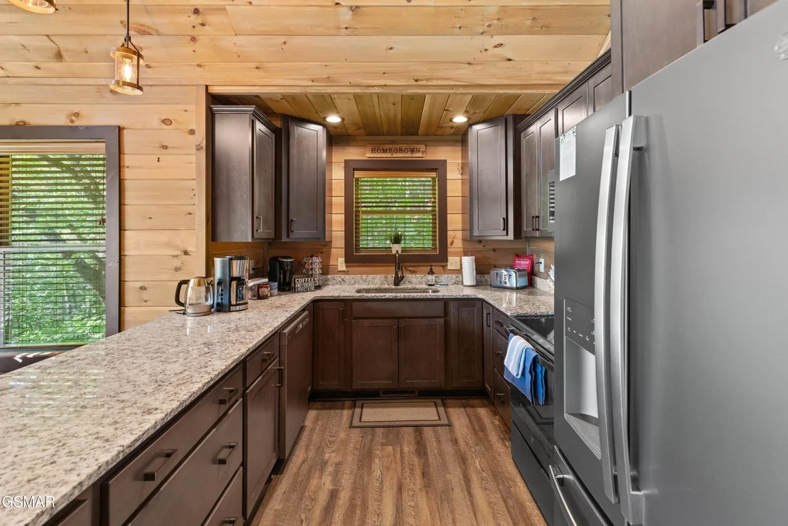 Photo of 2624 Overholt Trail