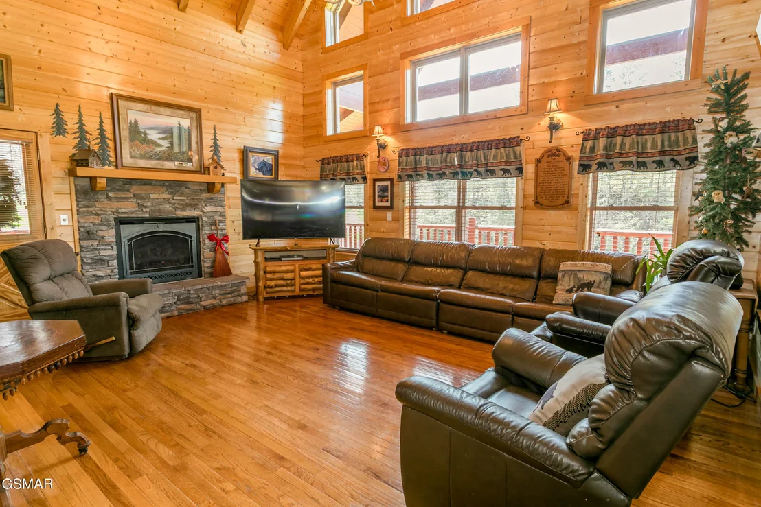 Photo of 3385 Clear Valley Drive
