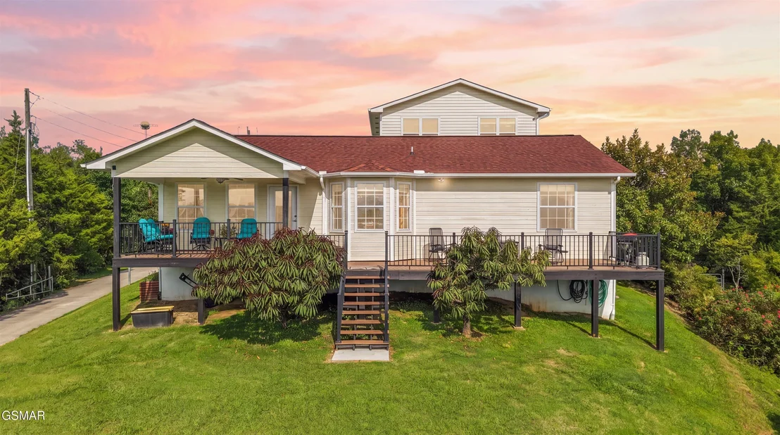 Photo of 2064 Kerr Road
