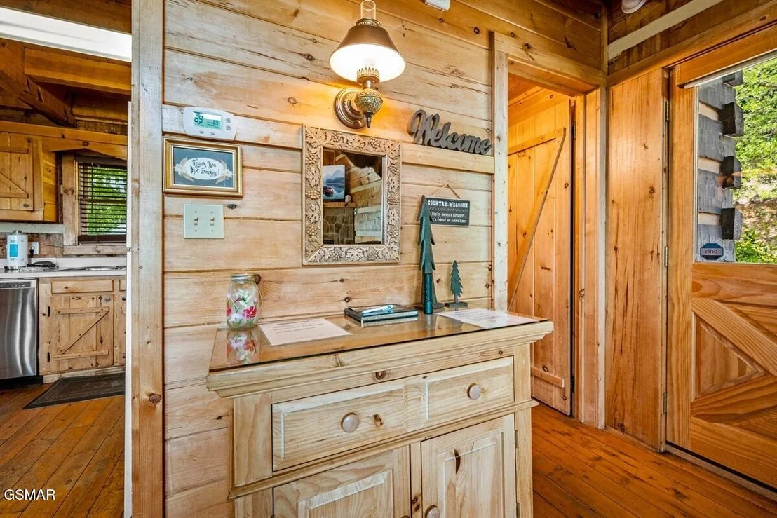 Photo of 2086 Bluff Mountain Road