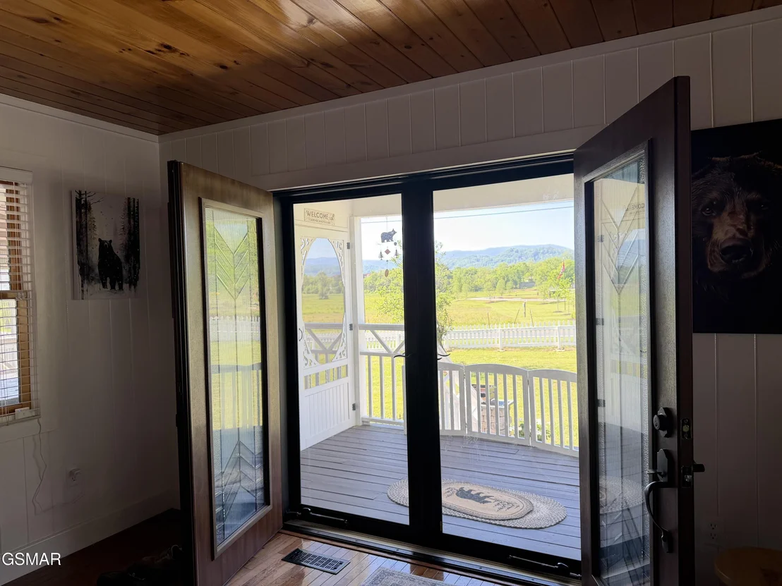 Photo of 424 Country Path Way