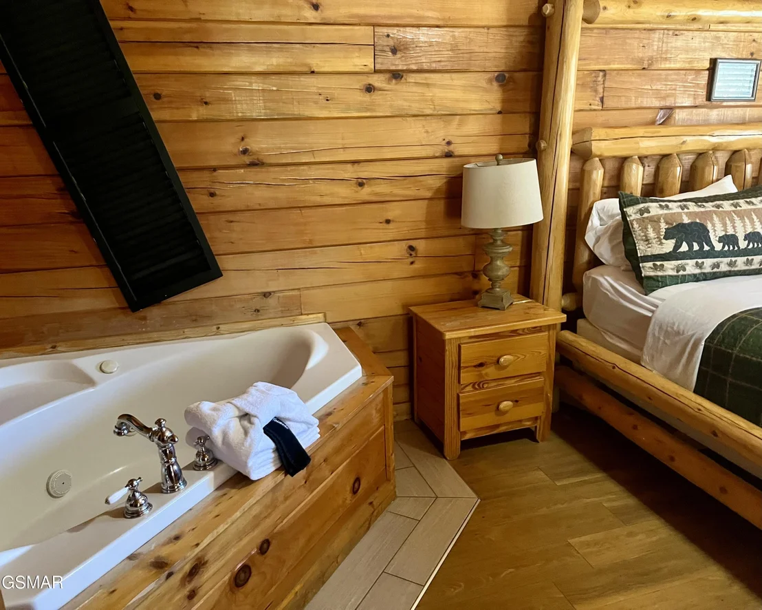 Photo of 1653 Little Cabin Loop
