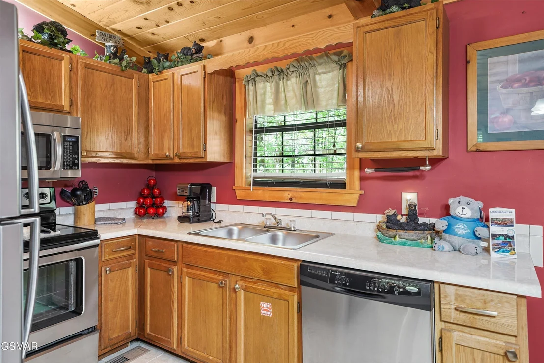 Photo of 615 Iron Mountain Road